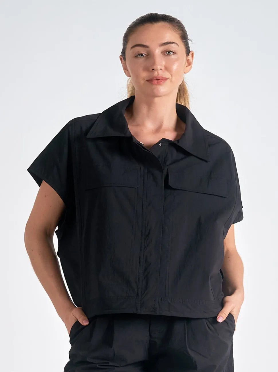 Elan Cargo Windbreaker Top - Black