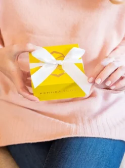 Kendra Scott Gift Box