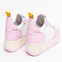 Oncept Phoenix Sneaker - Orchid