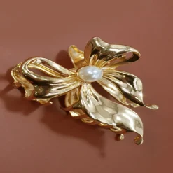 Pearl Bow Alloy Hair Claw Clip - Gold