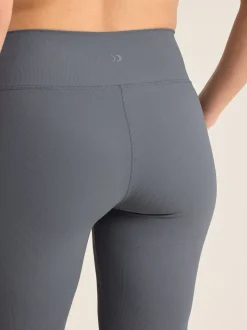 Z Supply Hit The Studio Flare Leggings - Thunder Cloud