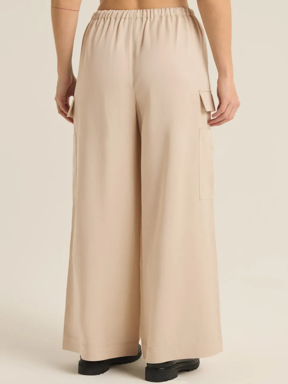 Z Supply Renegade Wide Leg Cargo Pant - Fossil